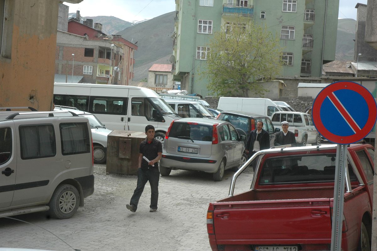 Hakkari'de Otogar ve Otopark Sorunu