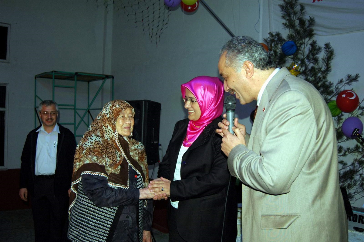 Orhaneli Belediyesi'nden Anneler Günü