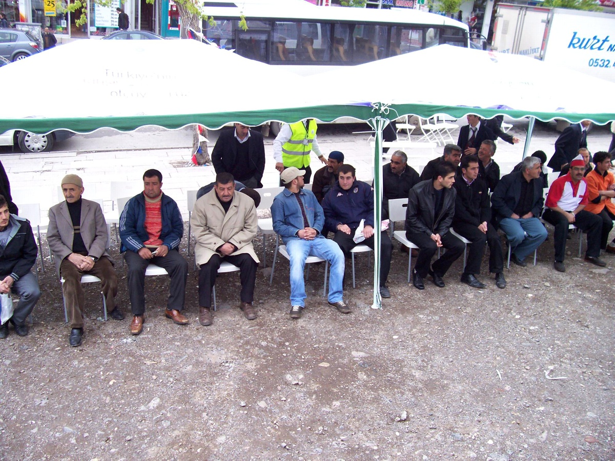 'Türkiye'nin Tansiyonunu Ölçüyoruz' Kampanyasında Erzurum'a Gelen Tır'a Yoğun İlgi