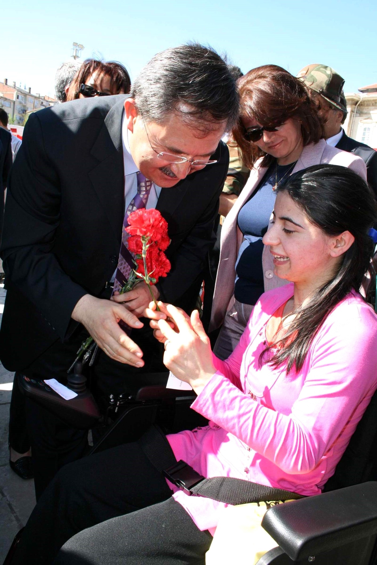 Vali Veysel Dalmaz'ın Engelliler Haftası Mesajı
