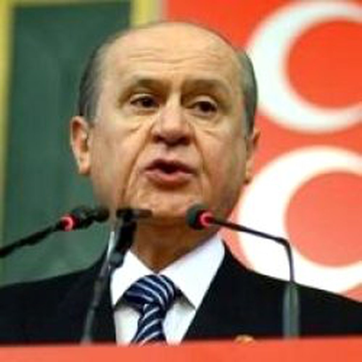 AB Şimdi de Laikliğe El Attı
