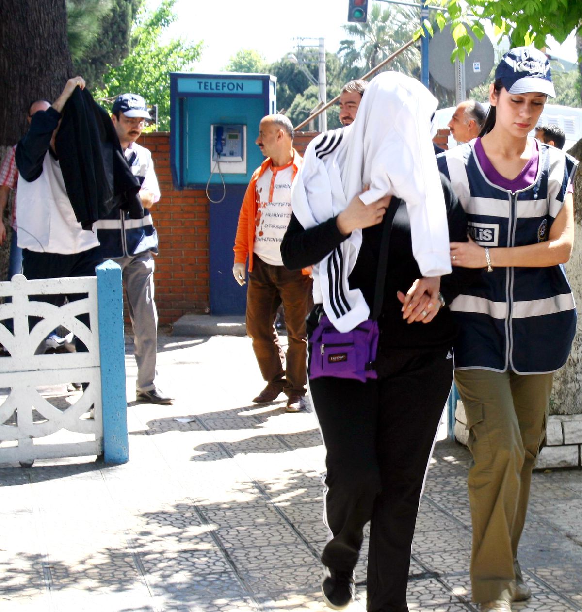 İzmir'de Mülteci Operasyonu