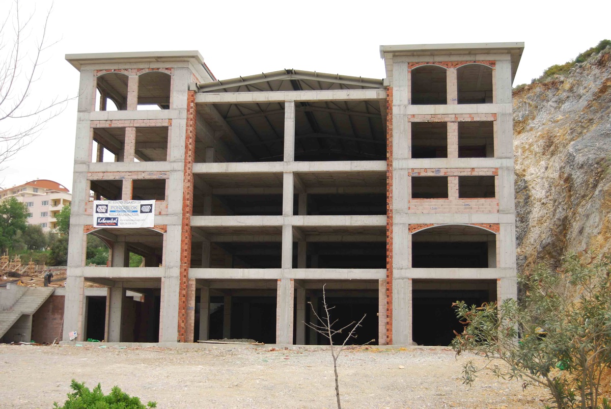 Kuşadası Ticaret Odası Hizmet Binası'nın İkinci Aşama İhalesi Yapıldı