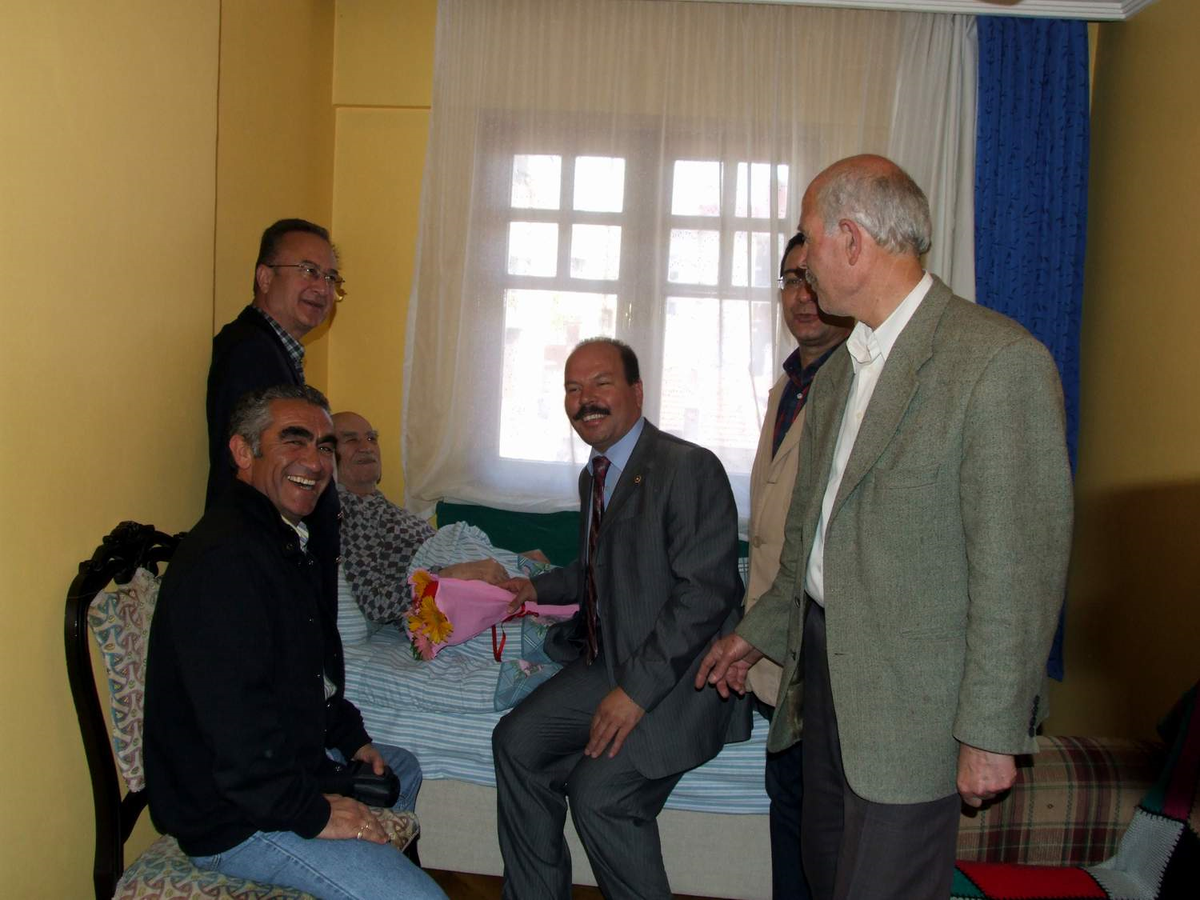 Milletvekili Aydoğan'dan Eski Gazete Sahibi Özbek'e Ziyaret