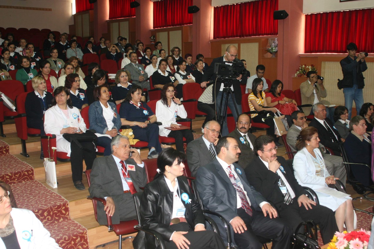 Sü Meram Tıp Fakültesi'nden 'Ulusal Hemşirelik' Sempozyumu