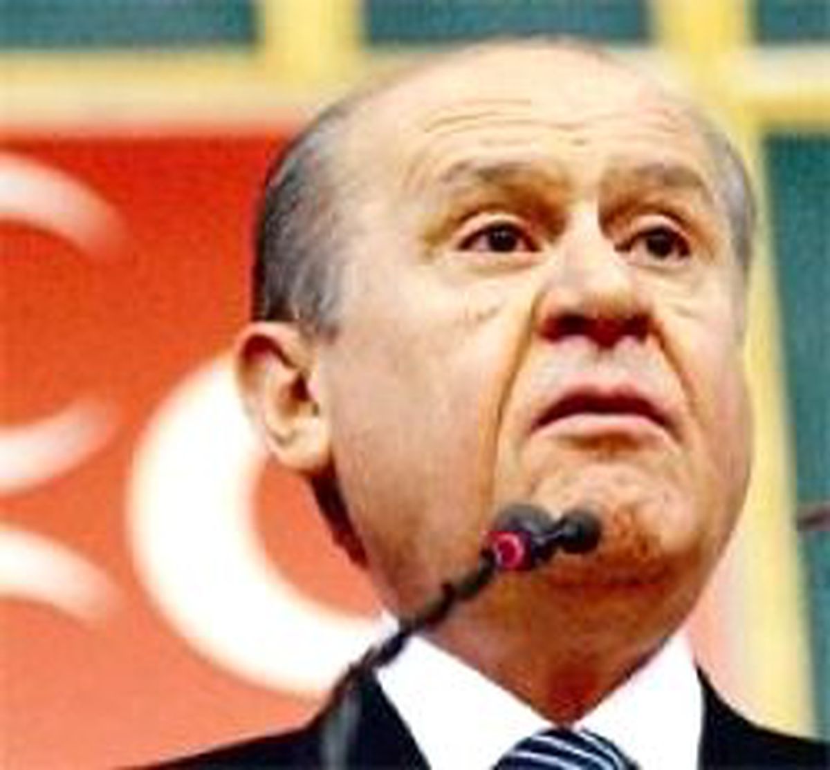 Başbakan Geçmişe Sünger İçin AKP'nin Kapatılmasını İstiyor