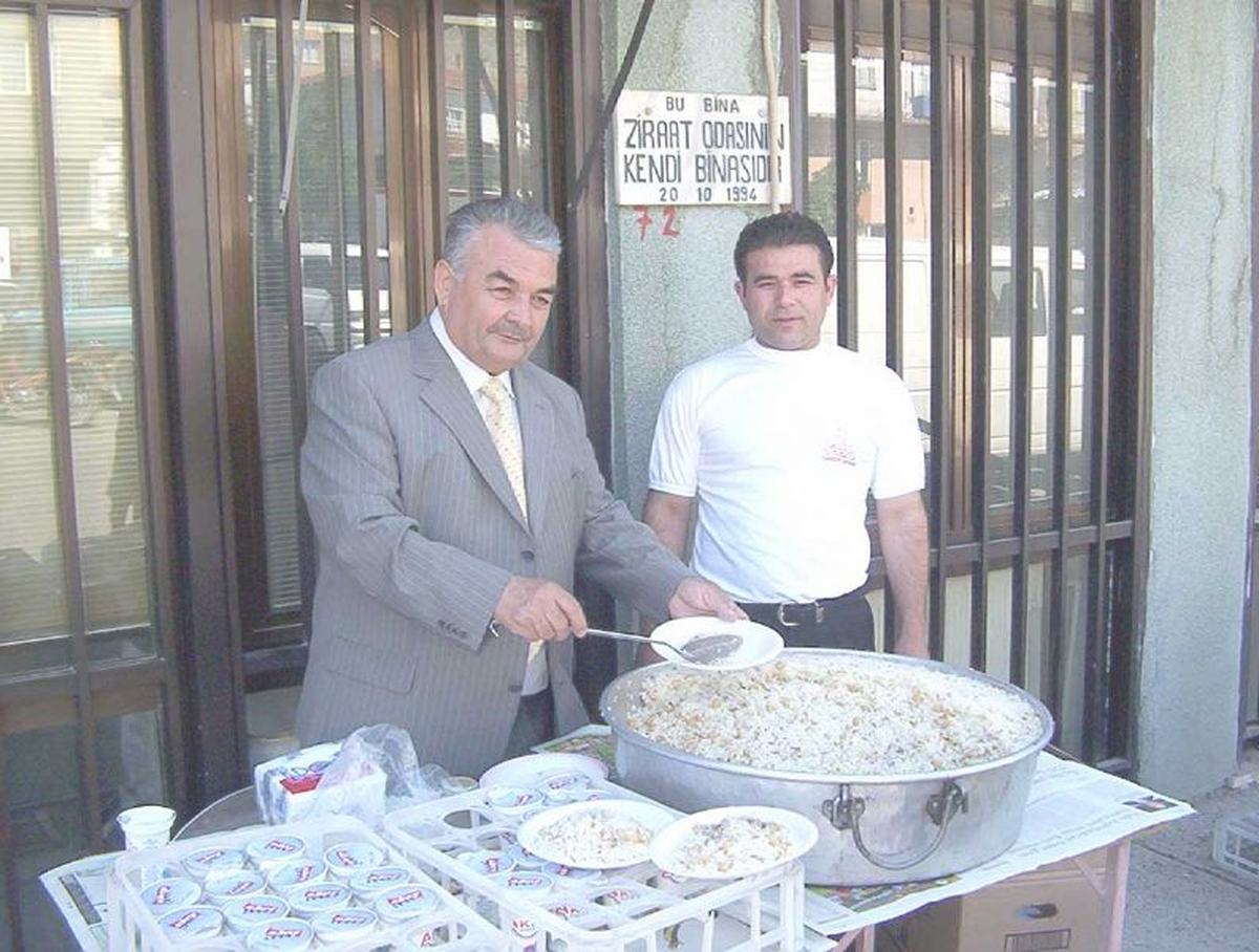 Kırkağaç'ta Çiftçiler Günü'ne Özel Büyük İndirim