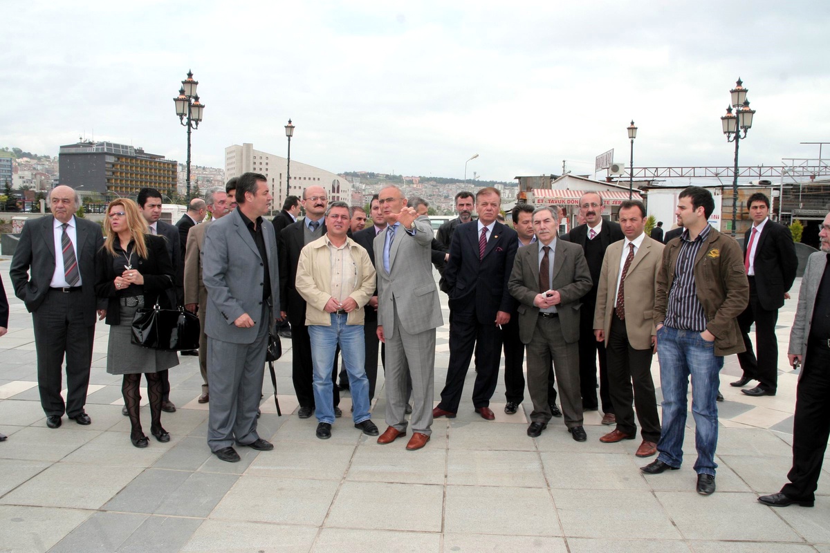 'Büyükşehir'in Nüfus Avantajı