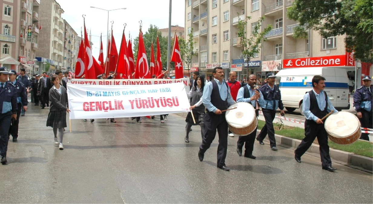 Kırşehir\'de Halk Yürüyüşü...