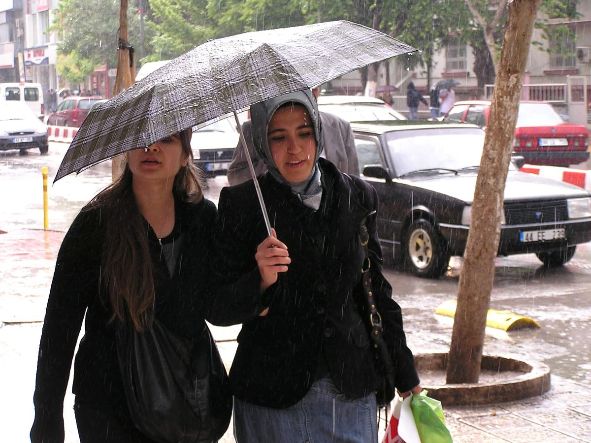 Malatya'da Yağmur Sevindirdi