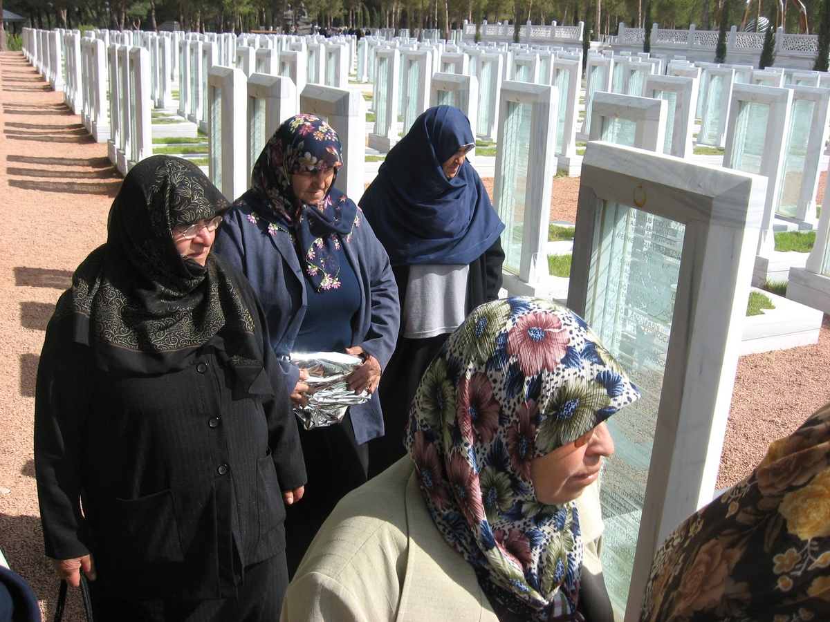 Düzceli Şehit Anneleri Çanakkale'yi Gezdi