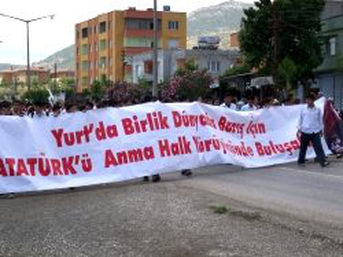 İslahiye'de Halk Yürüyüşü Yapıldı