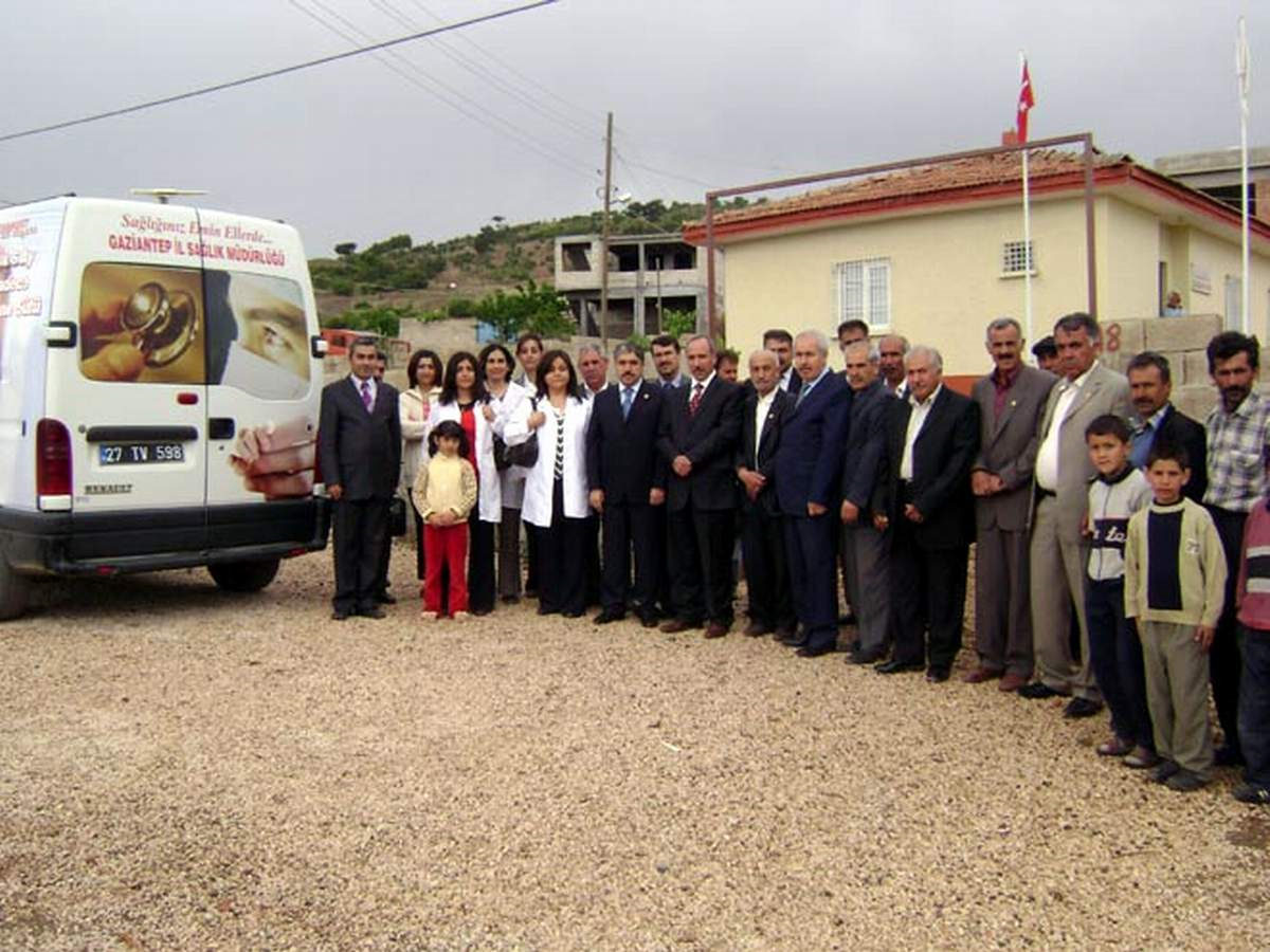 Şahinbey Sağlık Grup Başkanlığı'ndan İlaç Dağıtımı