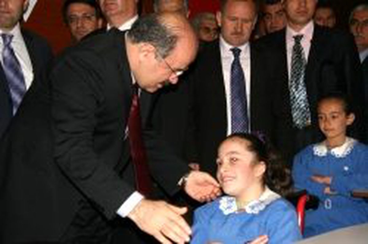 Sözleşmeli Öğretmene Mazaret İzni Yok
