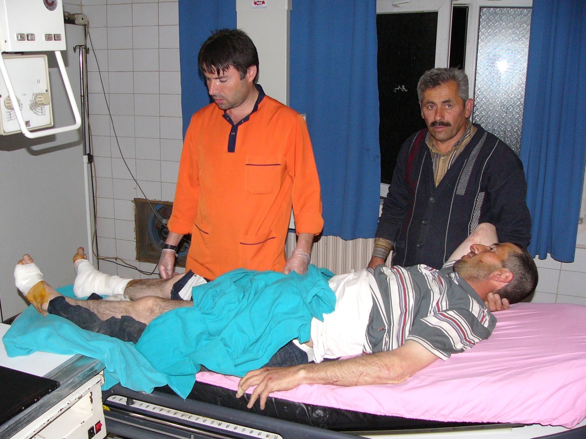 Tarlada Çapa Yaparken Uçurumdan Yuvarlandı