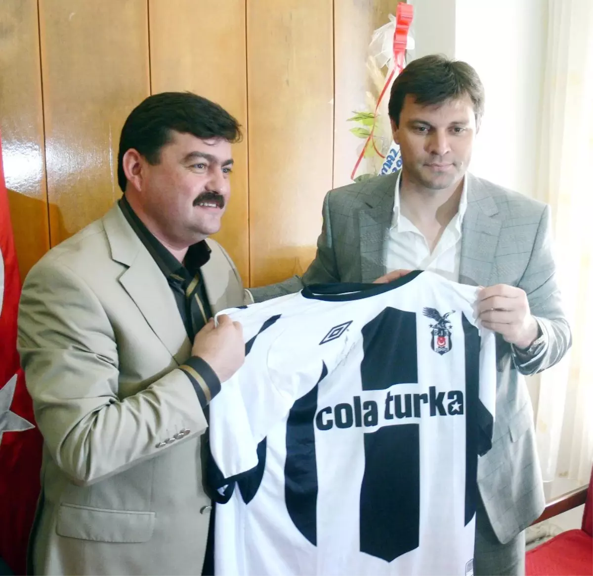 Ertuğrul Sağlam\'dan Bafra Belediyespor\'a Ziyaret