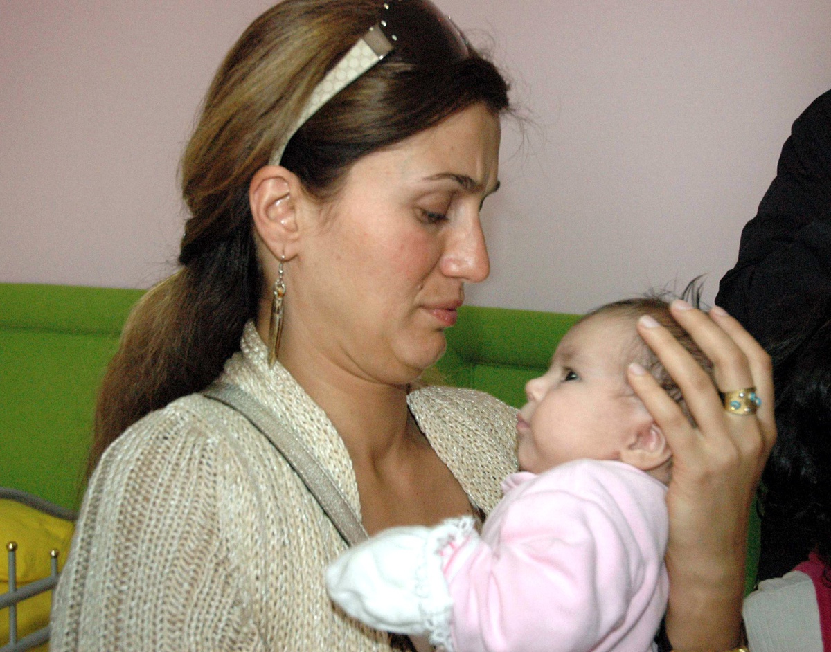 Ünlü Manken Tuğba Özay Çocuk Yuvasını Ziyaret Etti