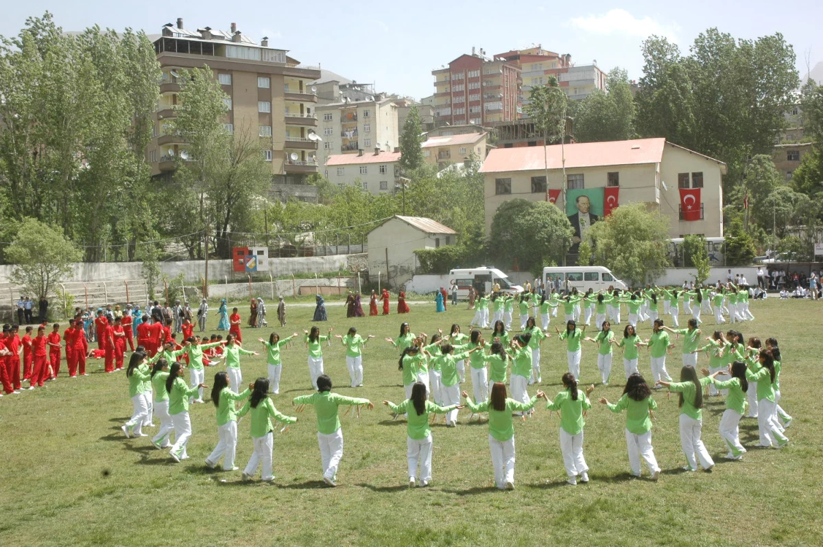 19 Mayıs Atatürk\'ü Anma Gençlik ve Spor Bayramı Kutlamaları
