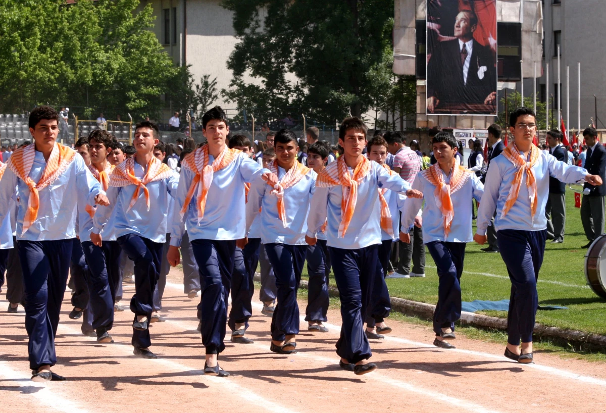 19 Mayıs Atatürk\'ü Anma Gençlik ve Spor Bayramı Kutlamaları