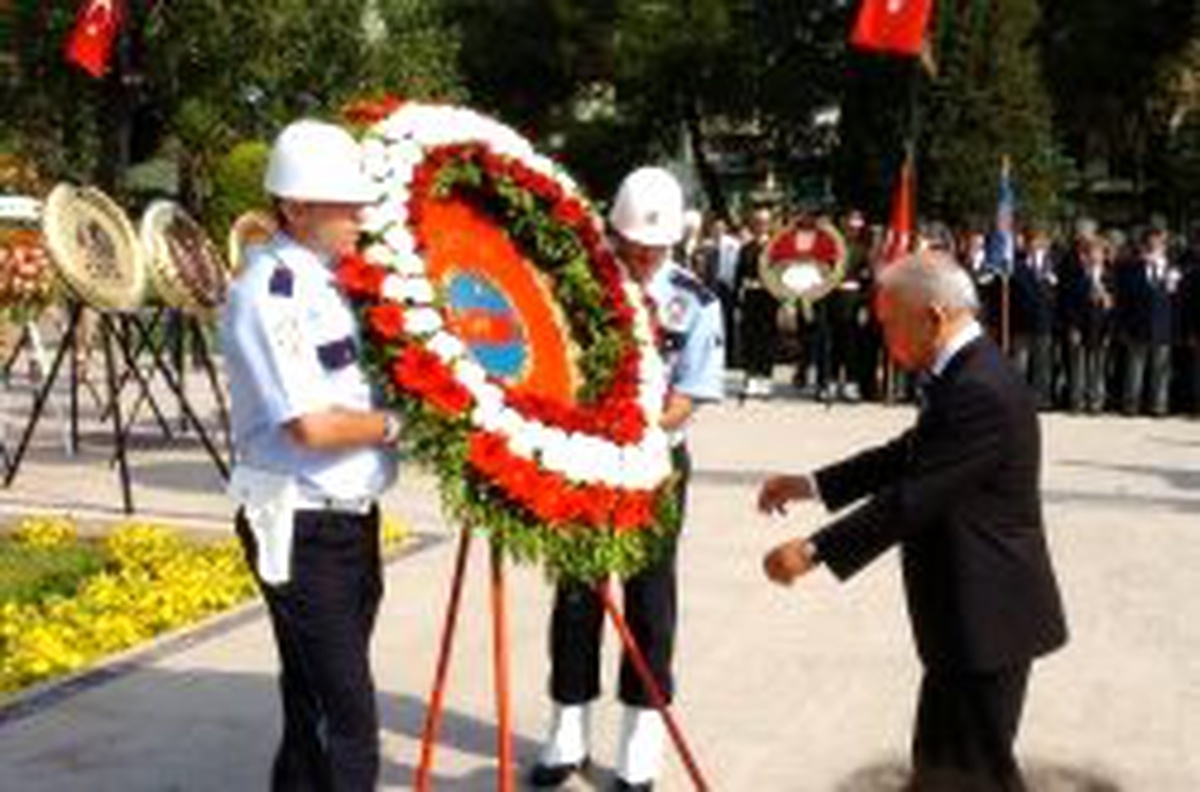 Adana'da Atatürk'ü Anma Gençlik ve Spor Bayramı Kutlamaları