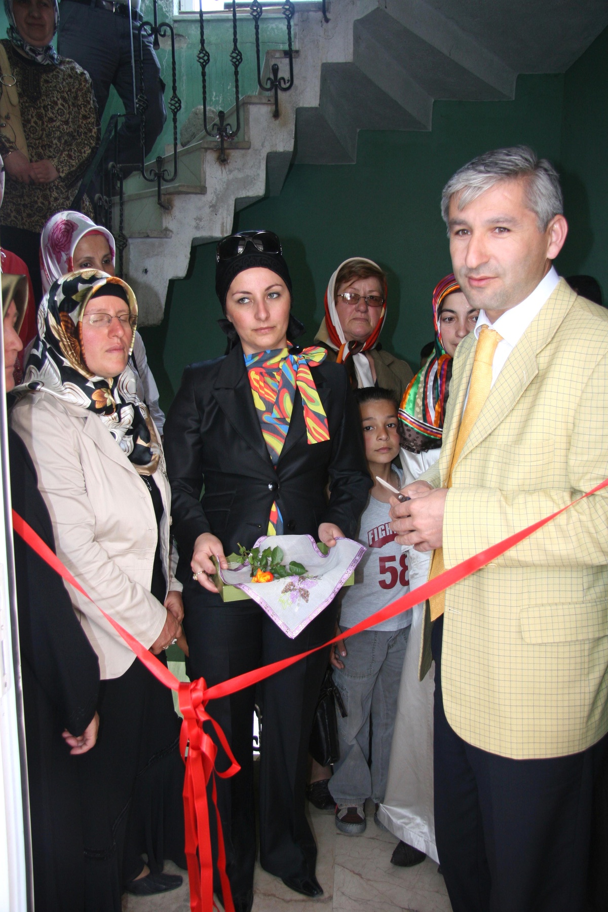 Beyköy'de Belediye ile Hem İşbirliğinde El Sanatları Sergisi ve Kermesi Açıldı