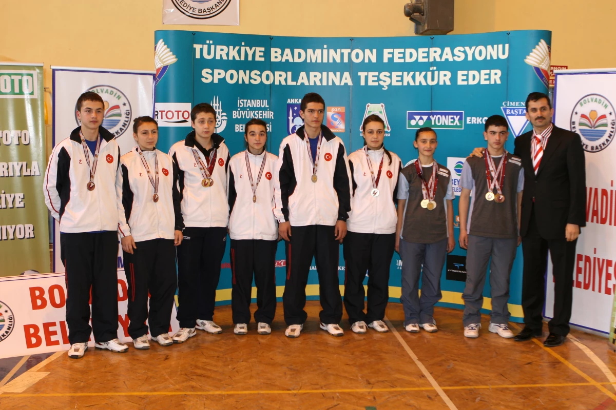 Bolvadin Belediyesi 16-18 Yaş Türkiye Badmınton Rankıng Şampiyonası Sona Erdi