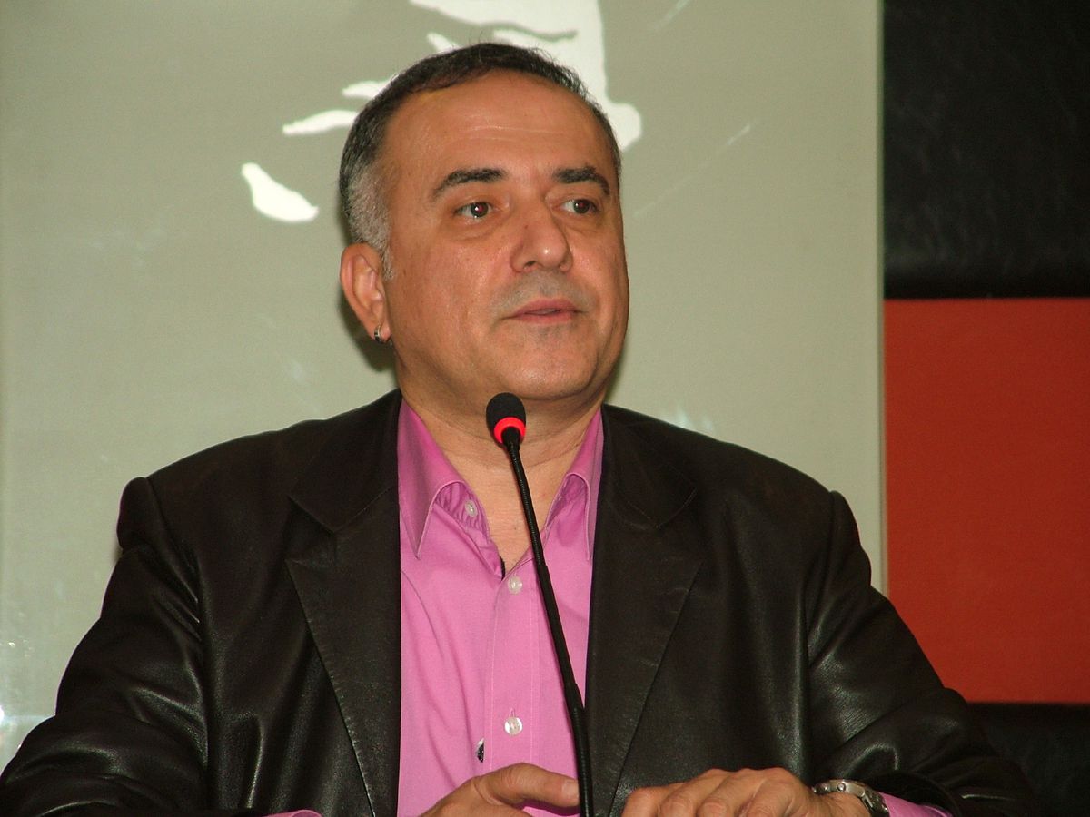 Yazar Murathan Mungan Mersin'de Söyleşiye Katıldı