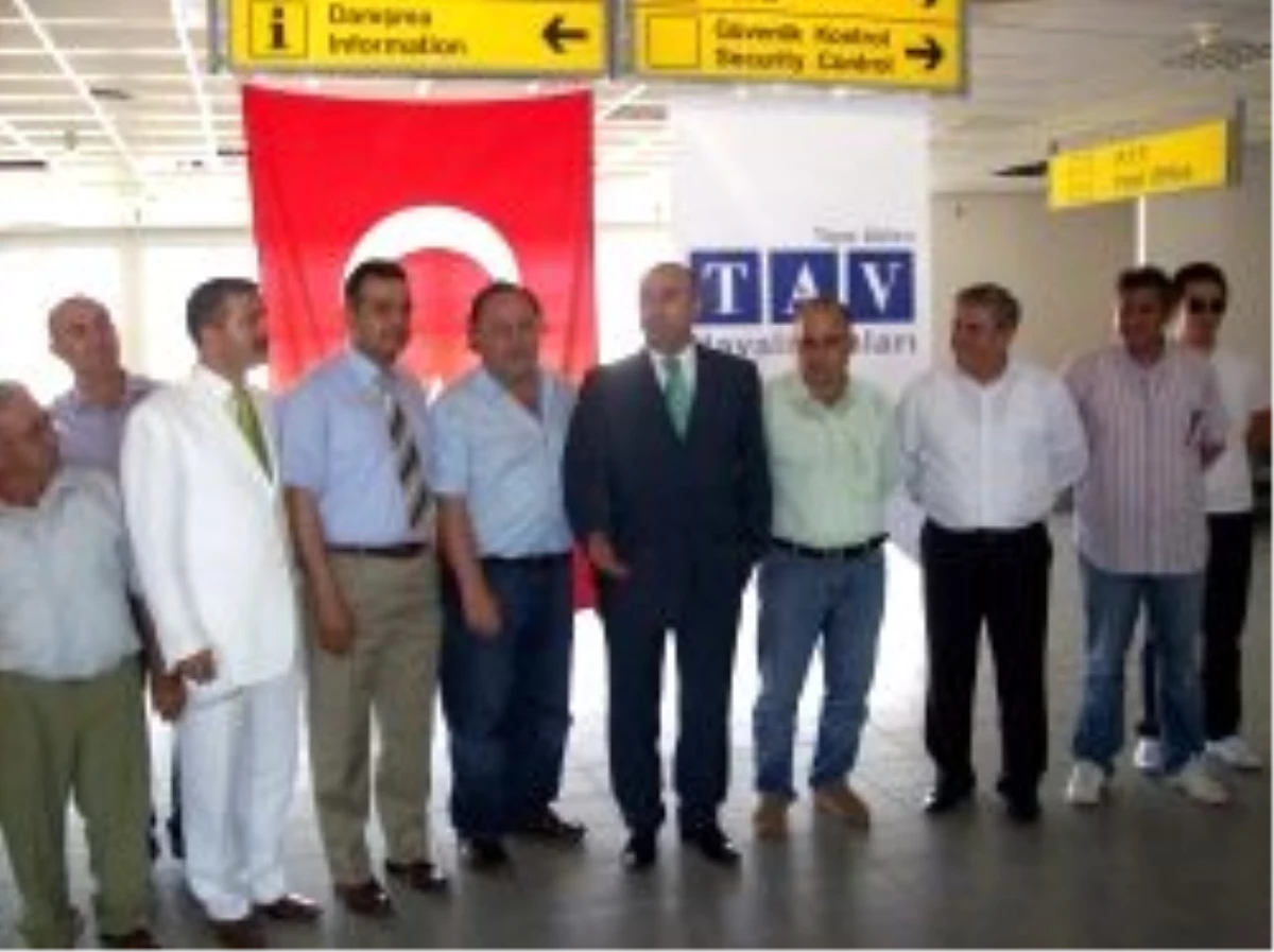 AK Parti\'li Milletvekili Çavuşoğlu: "Alanya-gazipaşa Havaalanı Açılmazsa Bana Hesap Sorun"
