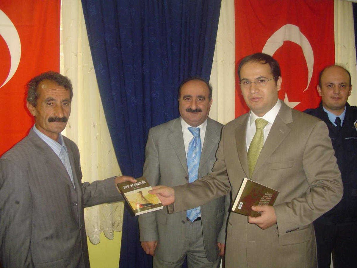 'Edremit Okuyor' Projesine Start Verildi