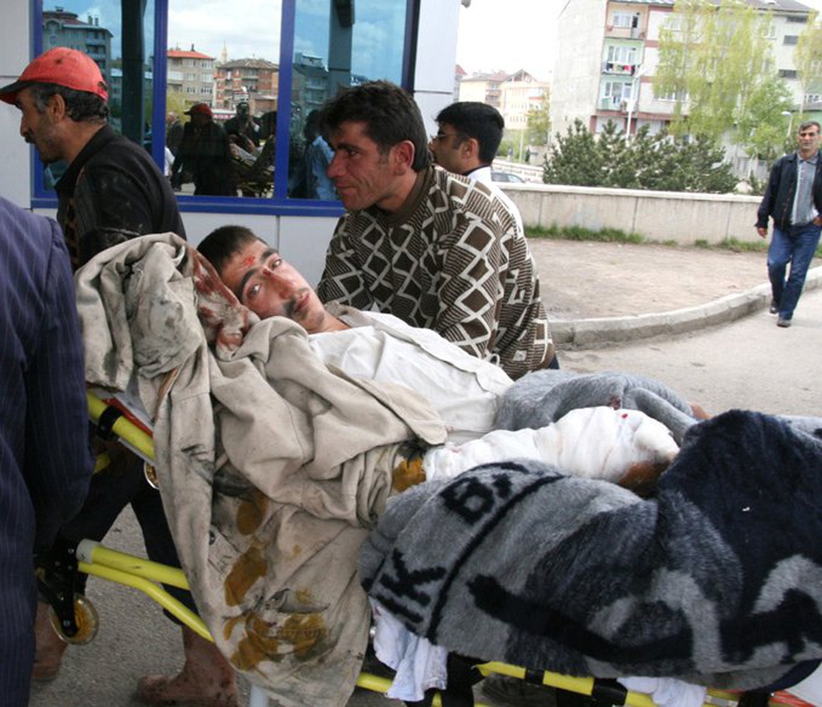 Erzurum'da İş Makinesine Kolunu Kaptıran İşçinin Kolu Koptu