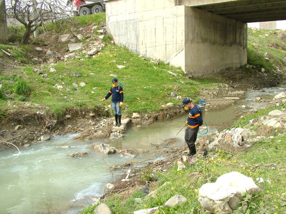 Antakya Belediyesi'nin İlaçlama Çalışmaları Sürüyor