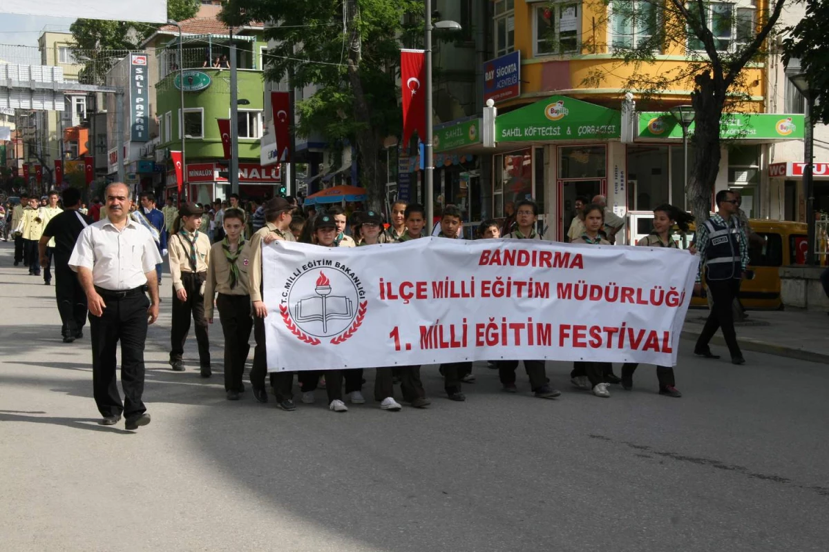 Bandırma Milli Eğitim Festivali Başladı
