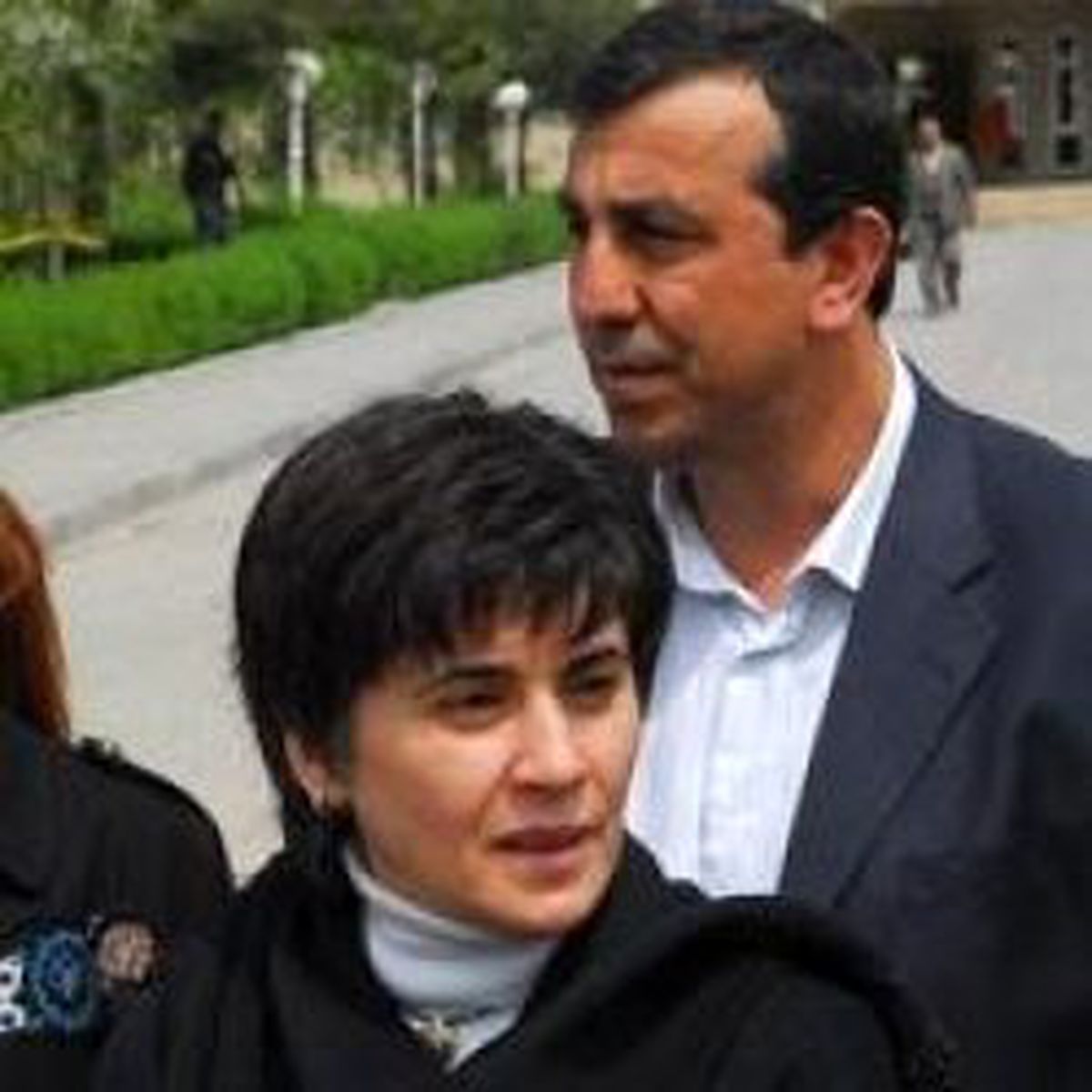 Leyla Zana, Londra'da Yaşayan Kürtlerle Buluştu