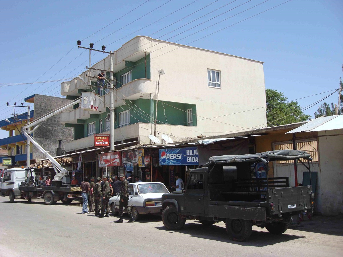 Şanlıurfa'da Elektrik Borcu Olanların Elektrikleri Kesiliyor
