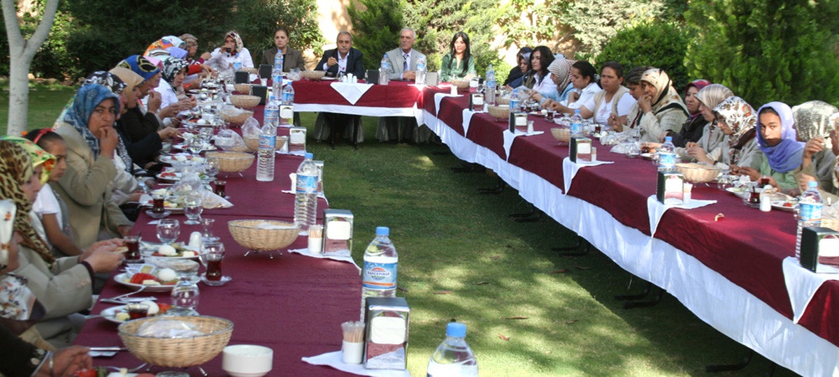 Belediye Başkanı Fakıbaba, Mikro Krediden Faydalanan Bayanlarla Buluştu
