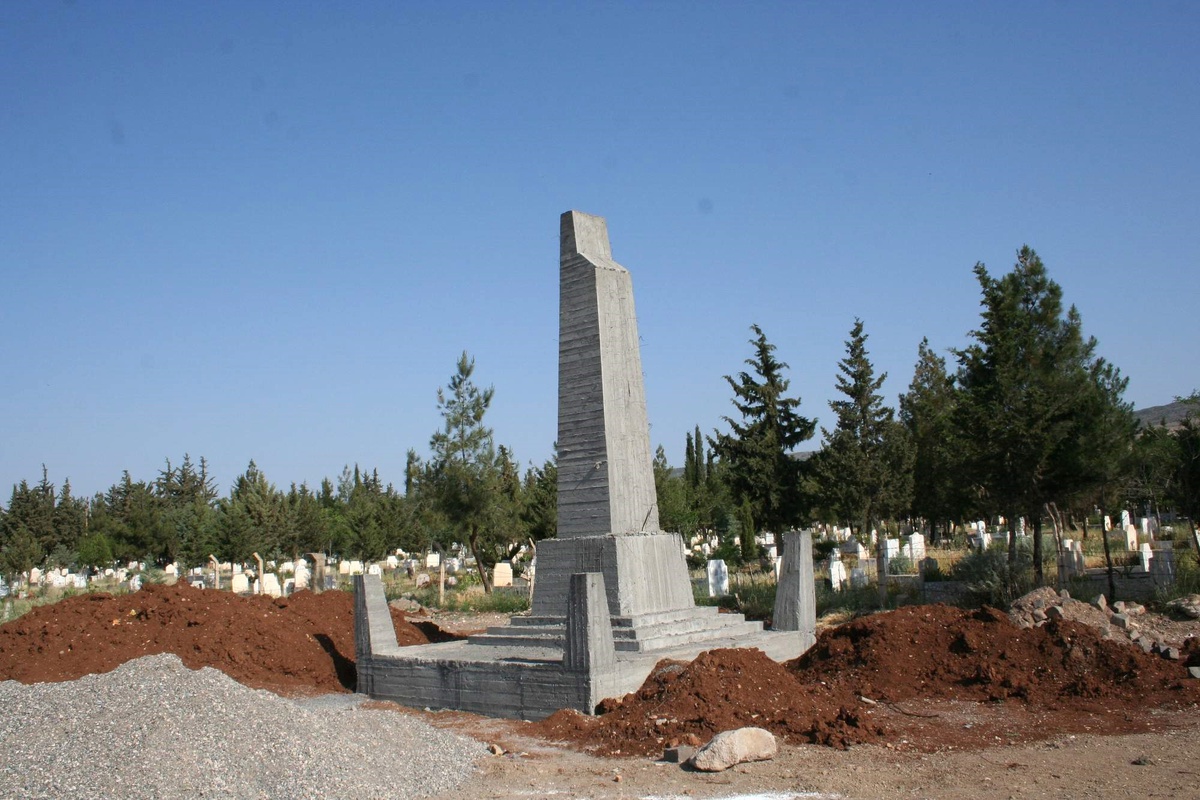 Kilis'te Şehitler Anıtı Tamamlanıyor