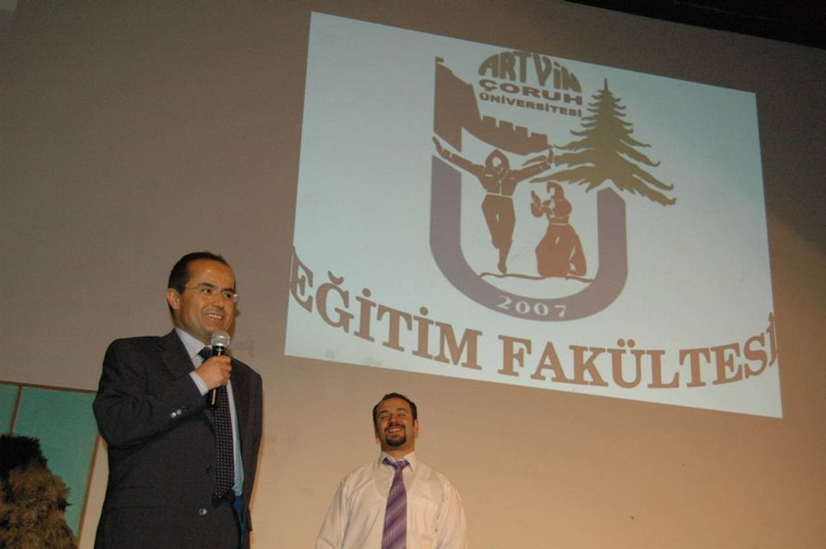 Artvin'de Şiir Dinletisi
