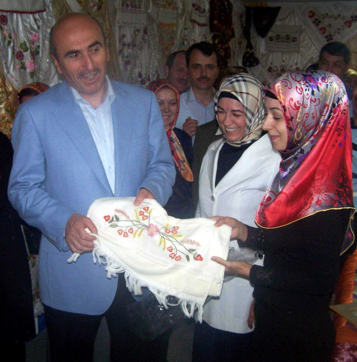 Gesmek Yıl Sonu Sergisi Açıldı