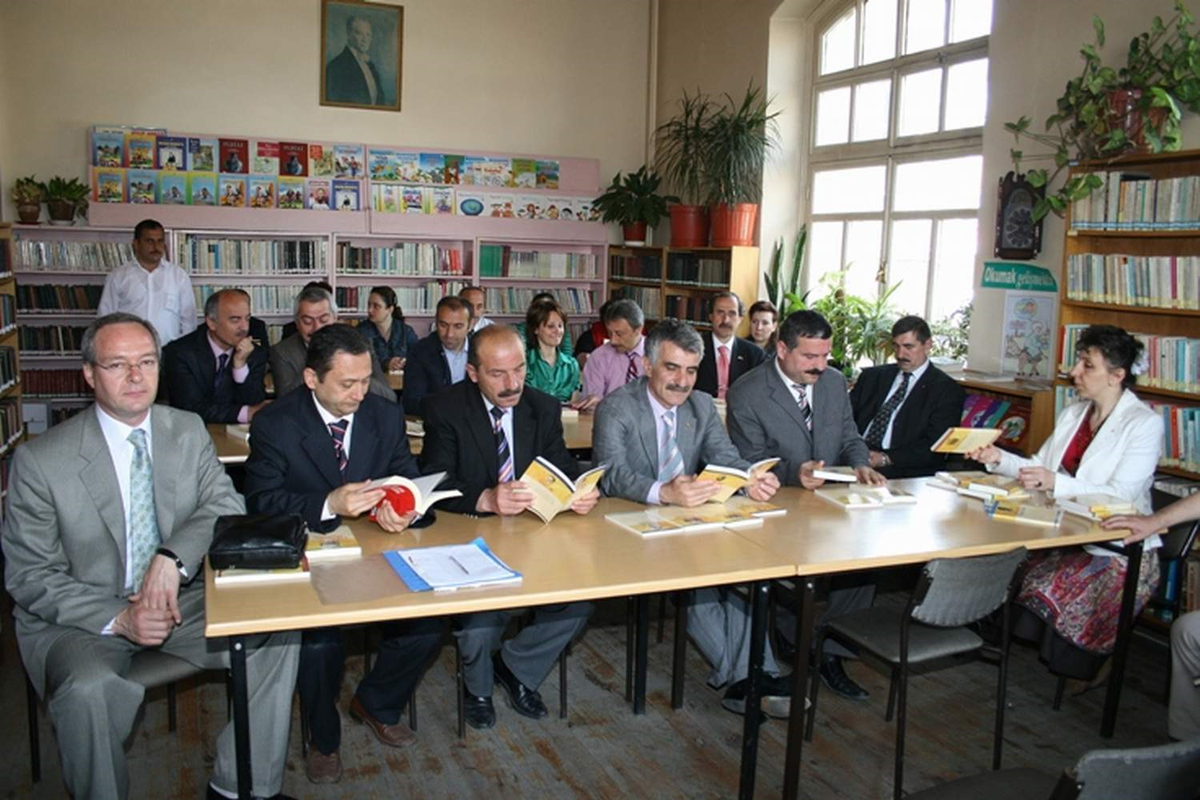 Kitap Kardeşliği Yaygınlaşıyor