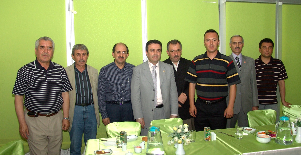 Tekden Hastanesi, Hentbolcüleri Akşam Yemeğinde Ağırladı.