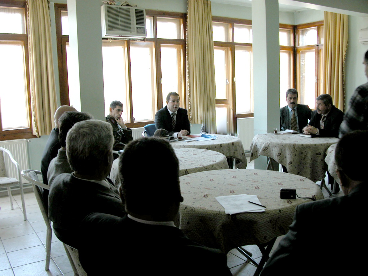 Arapgir Kaymakamı Köy Muhtarları ile Toplantı Düzeledi
