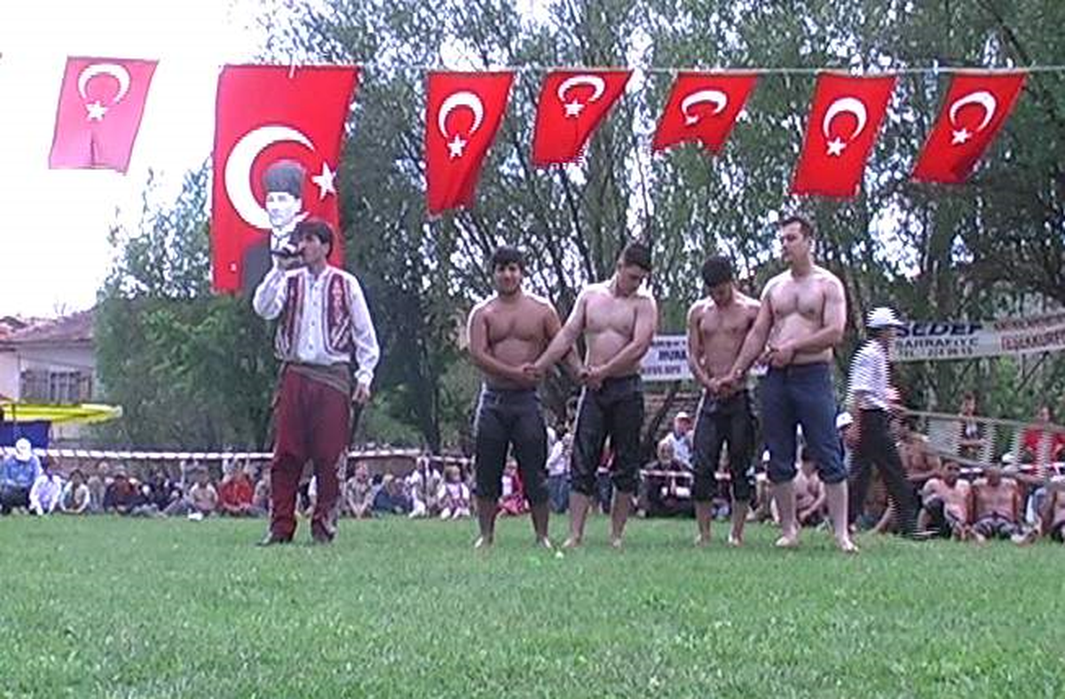 Aslanapa'nın Çöklekçi Köyünde Bahar Şenliği