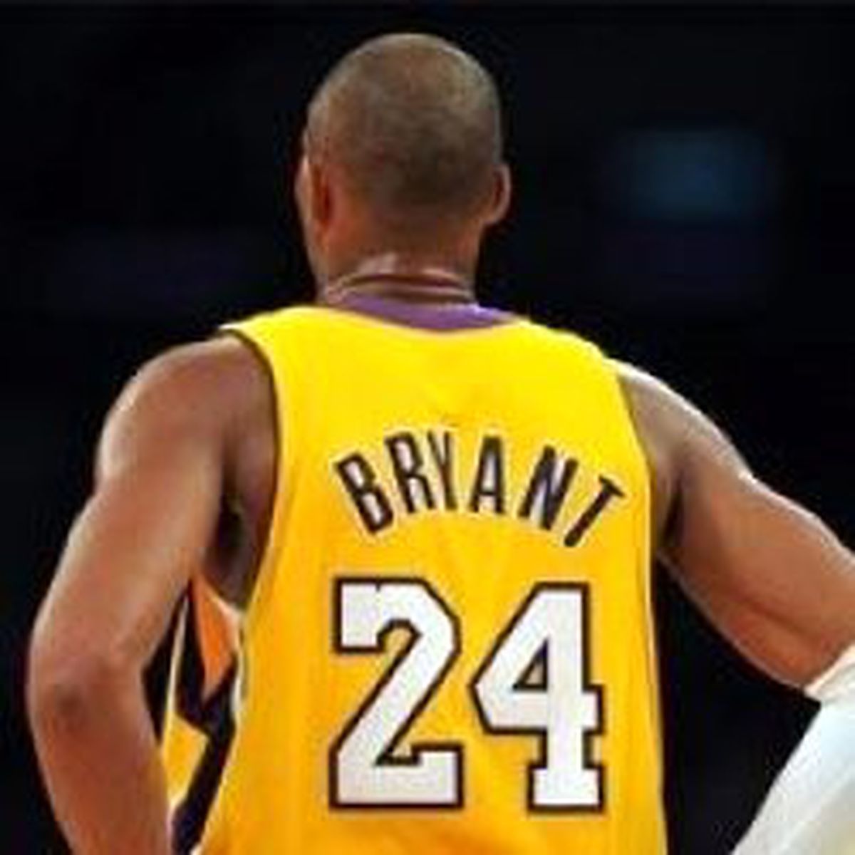 Lakers'tan 30 Sayı Fark