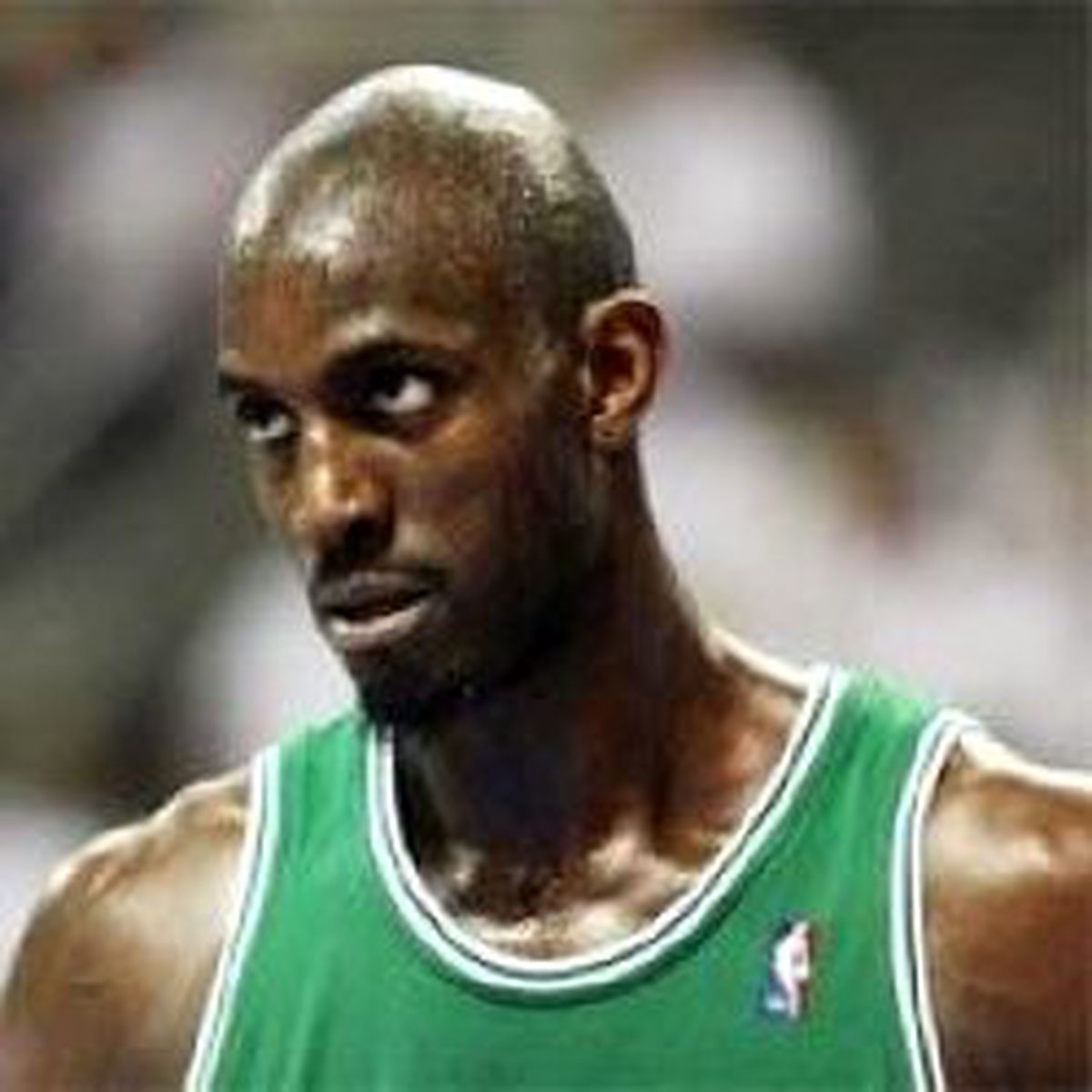 Boston, Garnett\'la Güldü