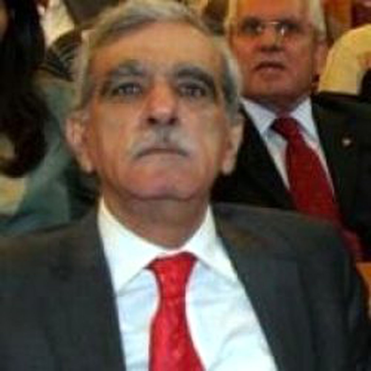 DTP'de Şok İstifa