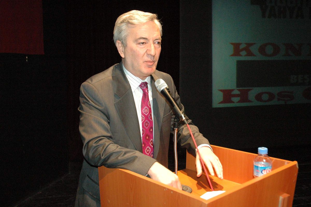Yahya Kemal Sivas'ta Anıldı
