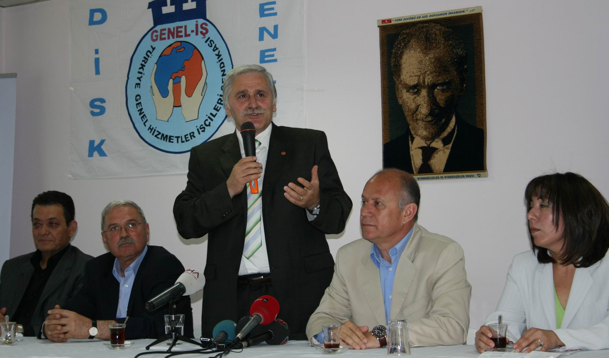 Disk Genel Başkanı Çelebi İzmir'de