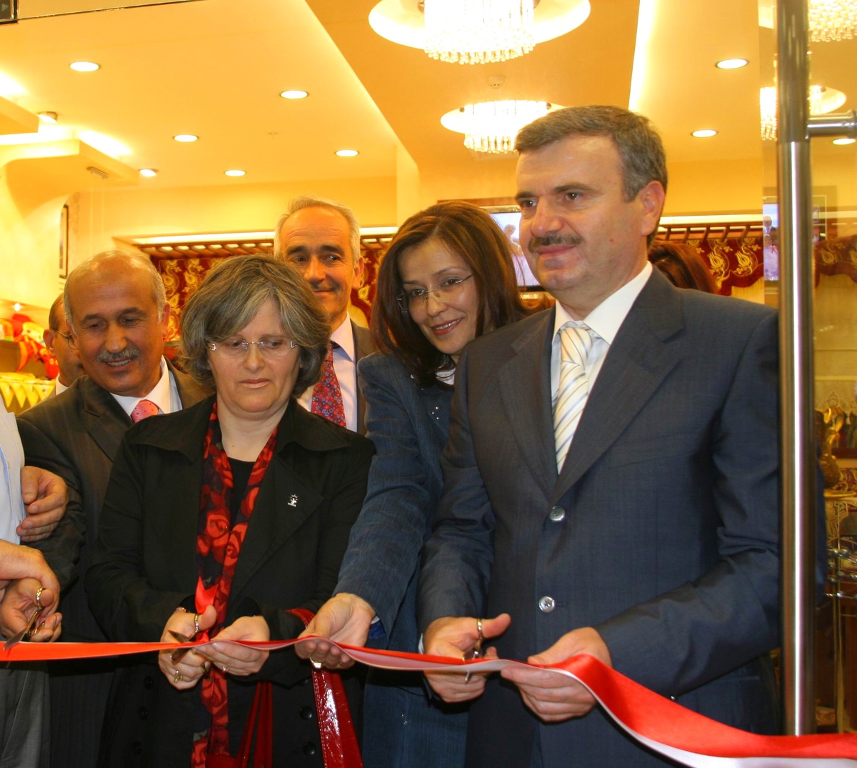 Komek Sergi ve Satış Merkezlerinin Üçüncüsü Açıldı
