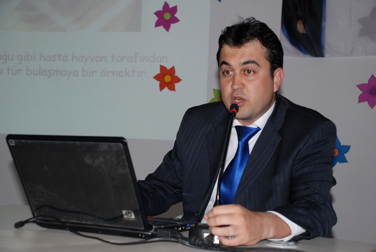 Minik Öğrencilere Bulaşıcı Hastalıklar Anlatıldı