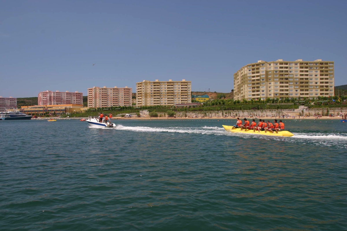 İhlas Armutlu Tatil Köyü'ne Mavi Bayrak Ödülü